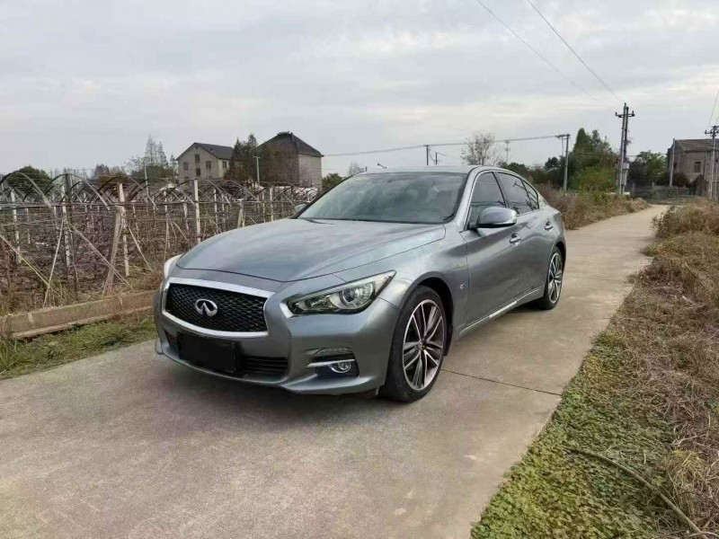 金华16年英菲尼迪Q50L3