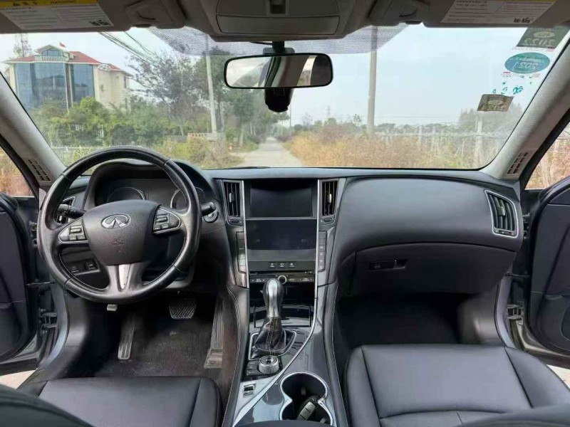 金华16年英菲尼迪Q50L4