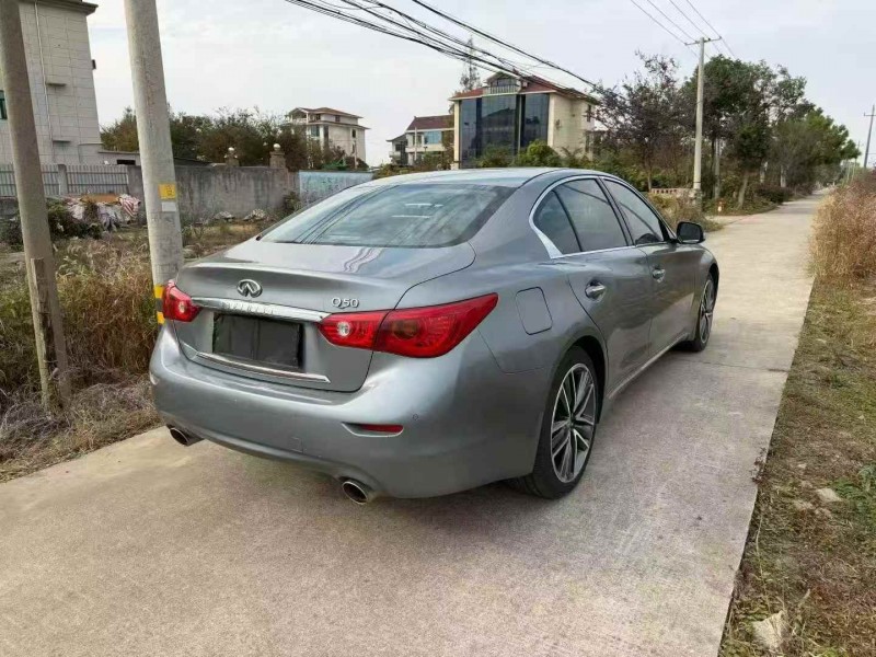 金华16年英菲尼迪Q50L8