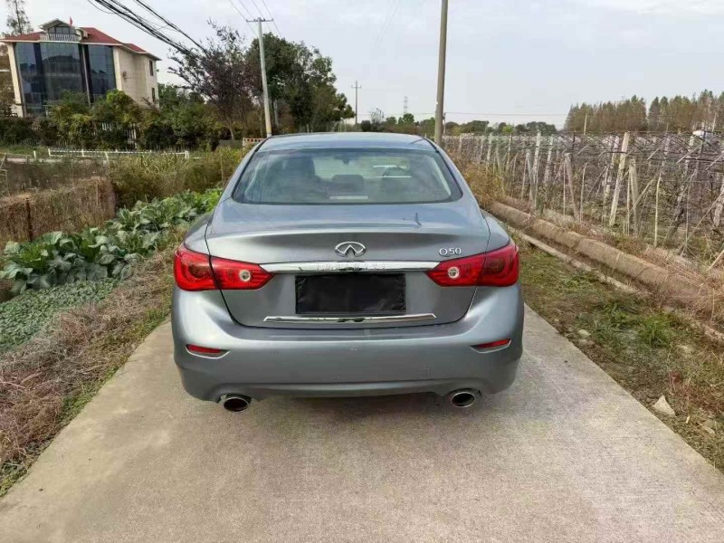 金华16年英菲尼迪Q50L9