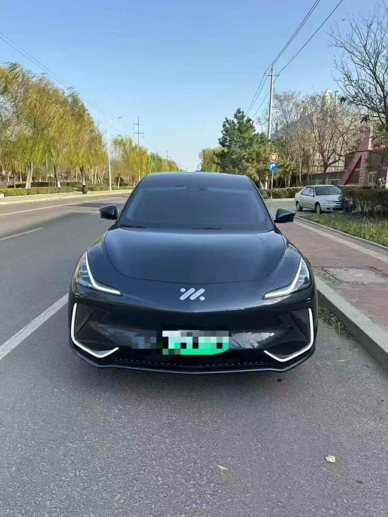 济宁24年智己LS71