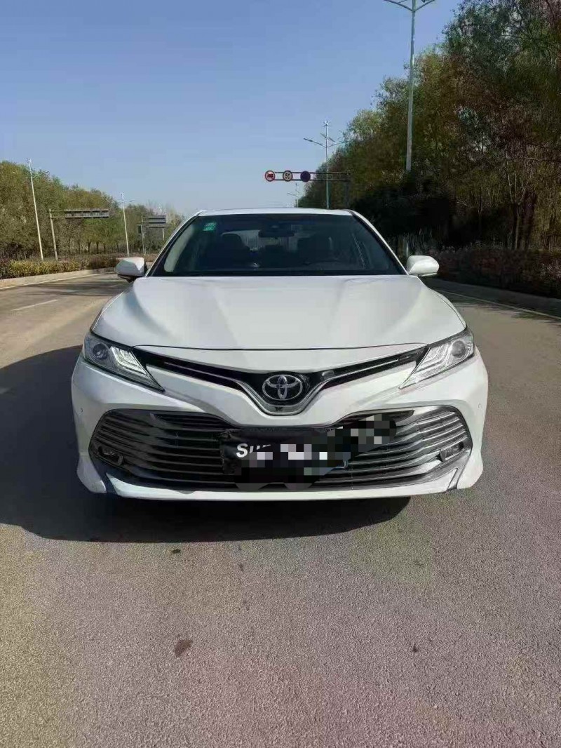 济宁20年丰田凯美瑞1