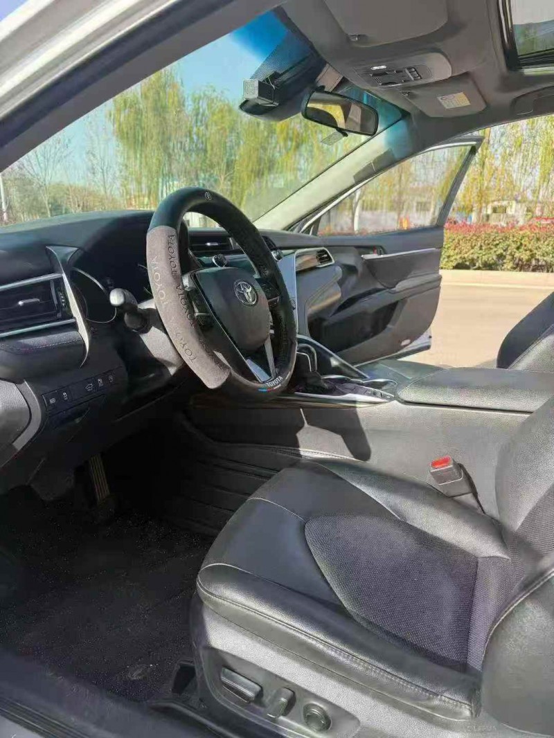 济宁20年丰田凯美瑞4