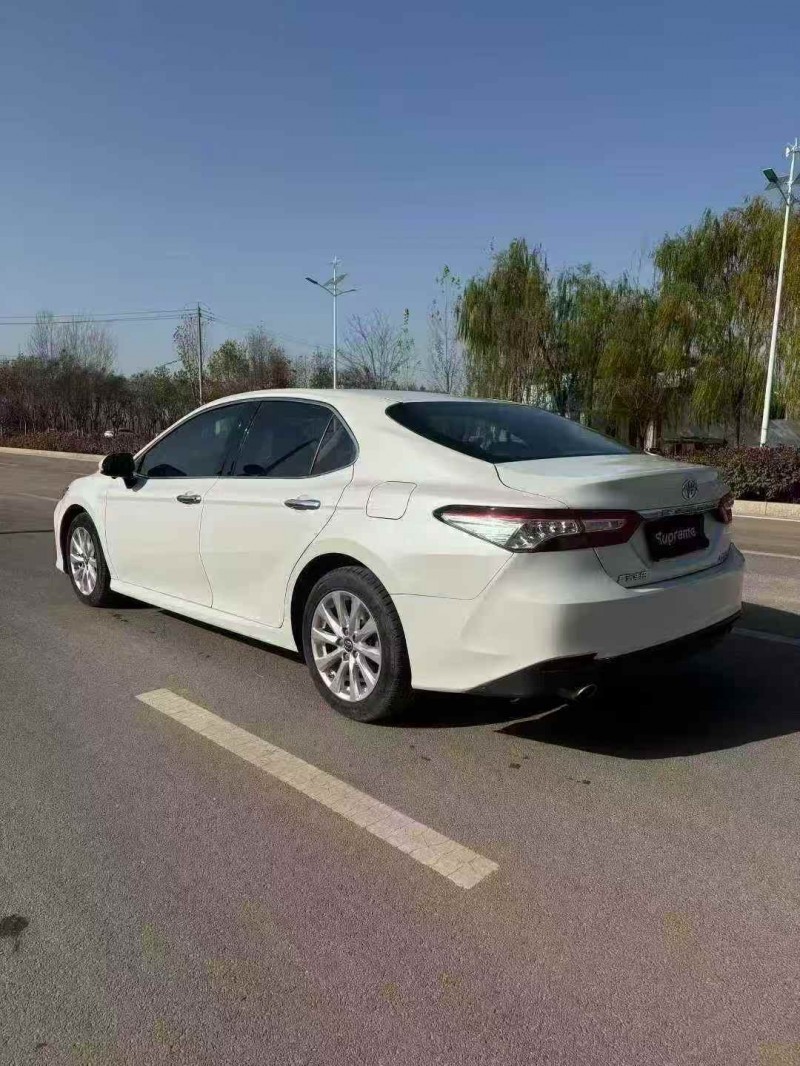 济宁20年丰田凯美瑞9