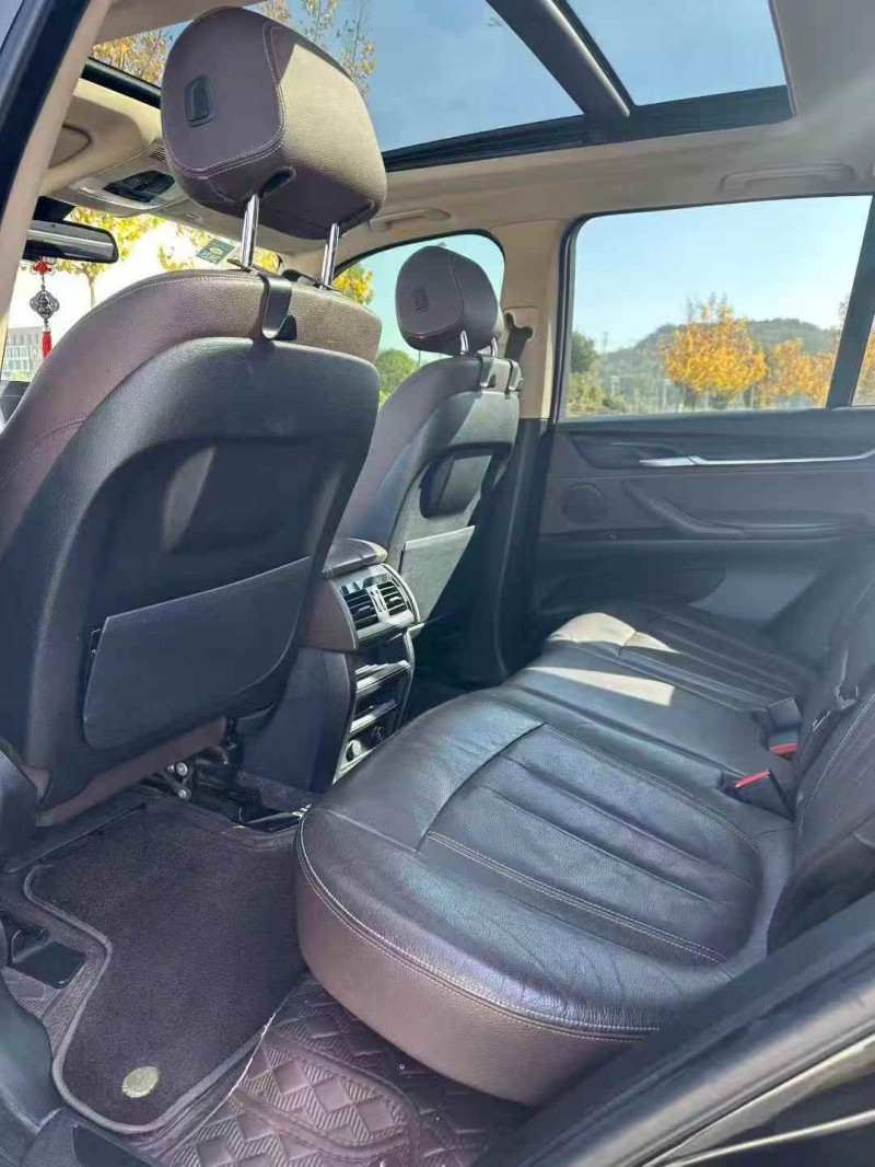 赣州15年宝马X57