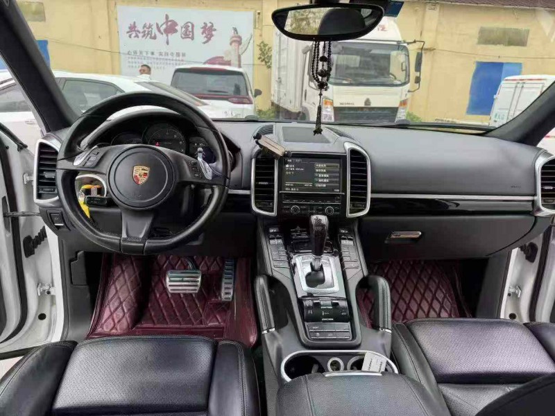 徐州13年保时捷卡宴6