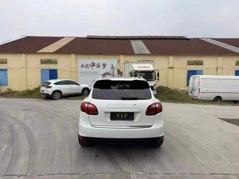 徐州13年保时捷卡宴9