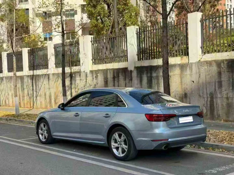 保山17年奥迪A4L8