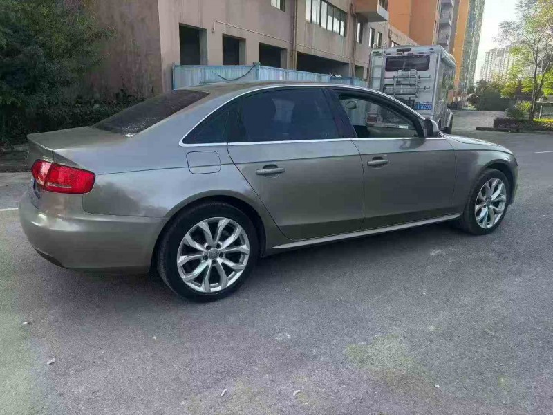 保山11年奥迪A4L6