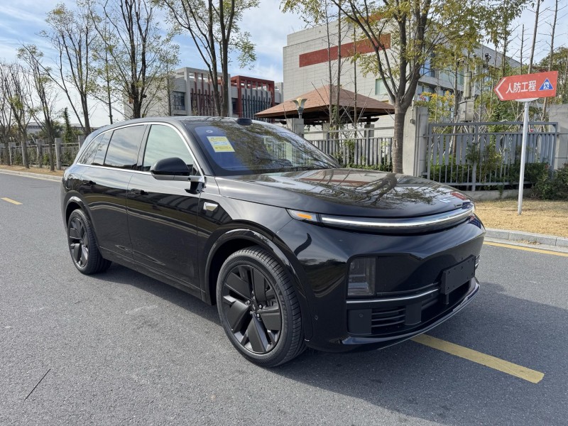 盐城25年理想L72