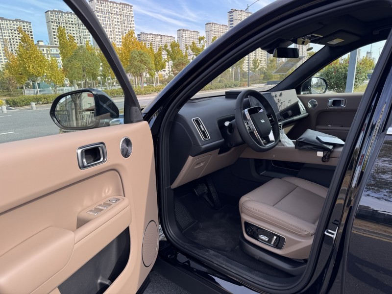 盐城25年理想L76