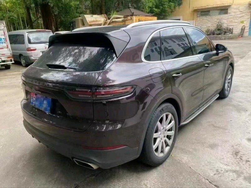 深圳22年保时捷卡宴2