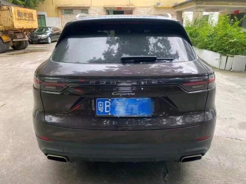 深圳22年保时捷卡宴7