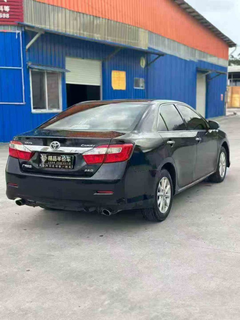 梧州13年丰田凯美瑞8