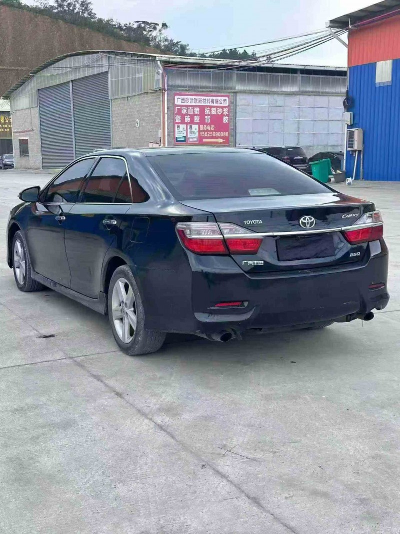 梧州18年丰田凯美瑞7