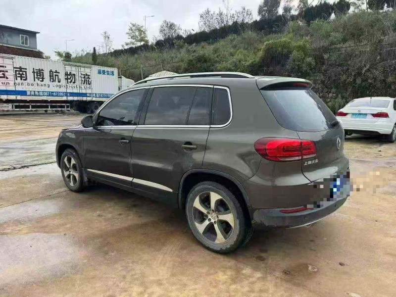 保山15年大众途观7