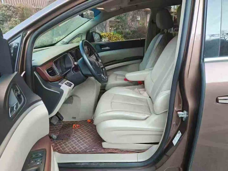 临沧19年别克GL84