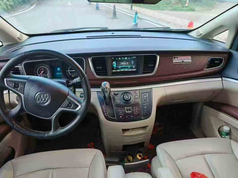 临沧19年别克GL85