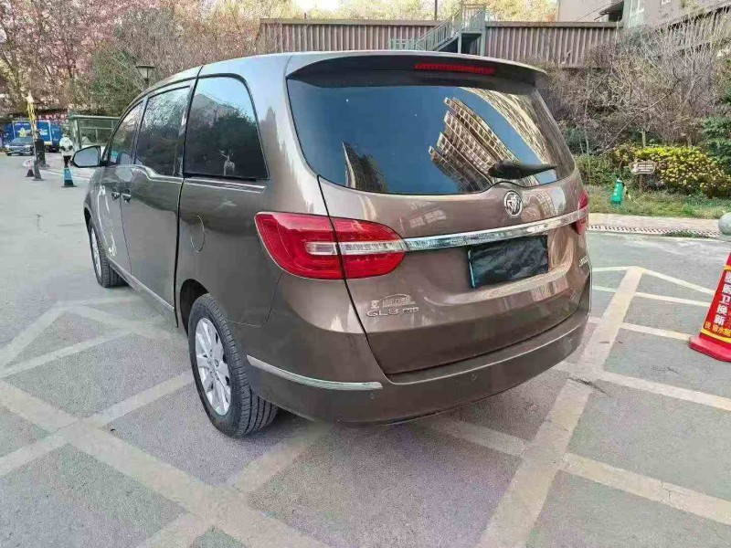 临沧19年别克GL87