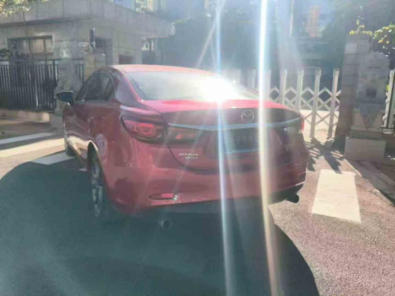 保山17年马自达阿特兹4