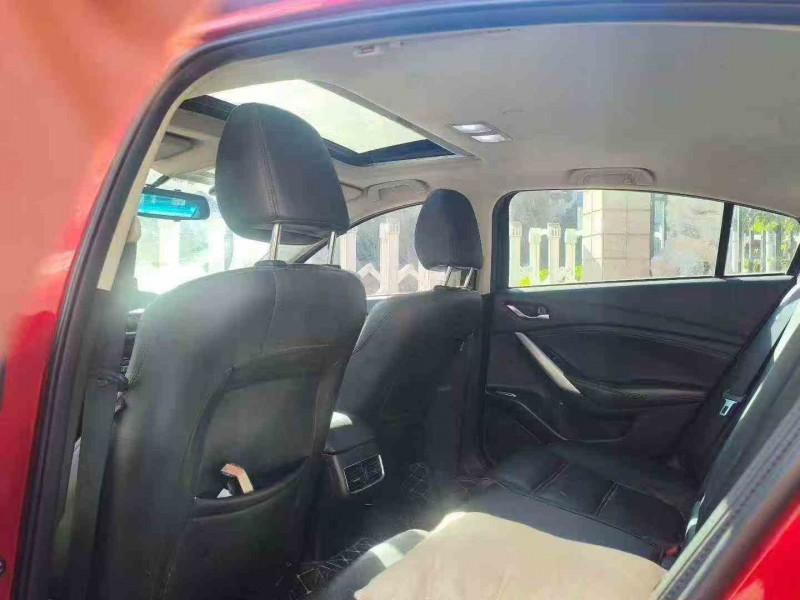 保山17年马自达阿特兹8