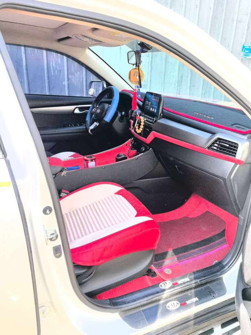 西安18年起亚智跑7