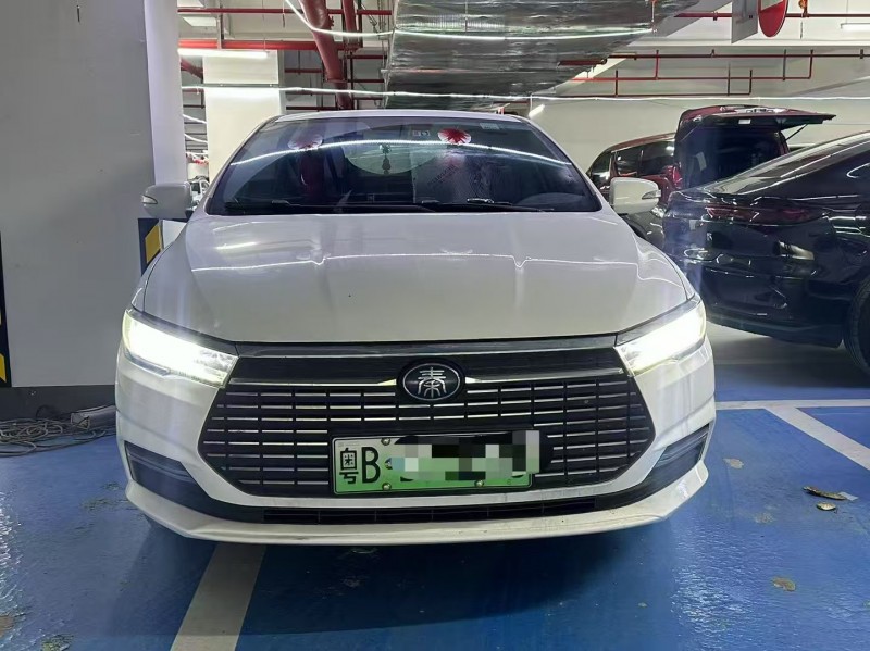 深圳23年比亚迪秦1