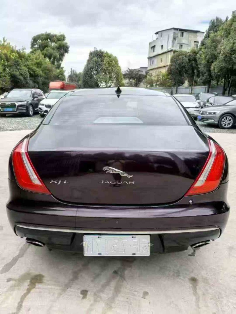 遵义17年捷豹XJL8