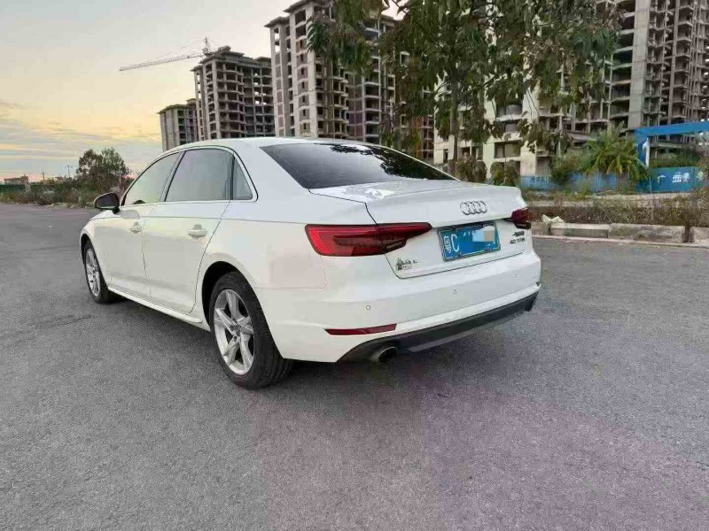 梧州17年奥迪A4L7