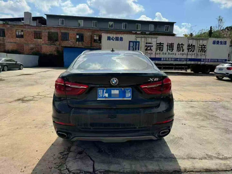 临沧16年宝马X68