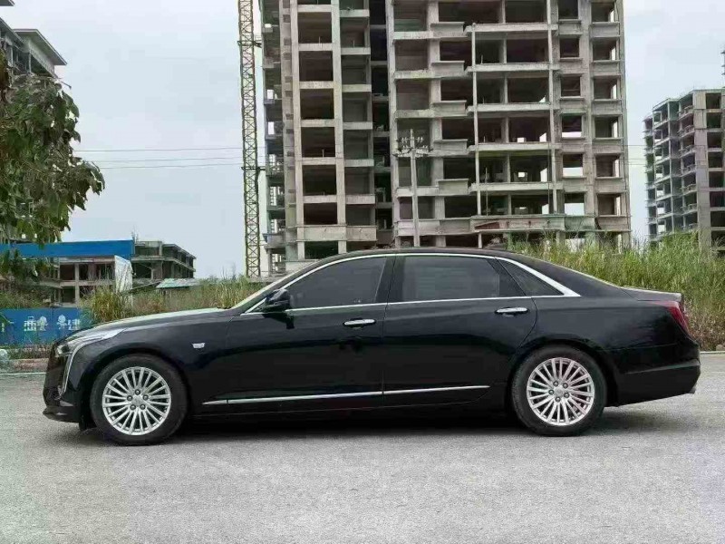 北海22年凯迪拉克CT68