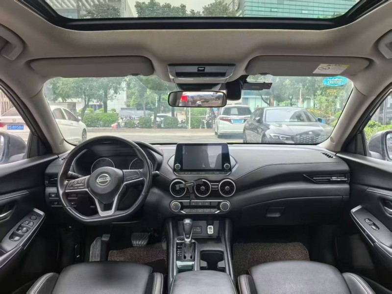 深圳20年日产轩逸3