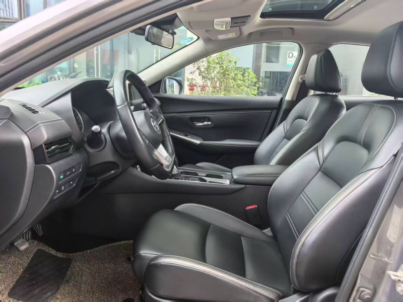 深圳20年日产轩逸4