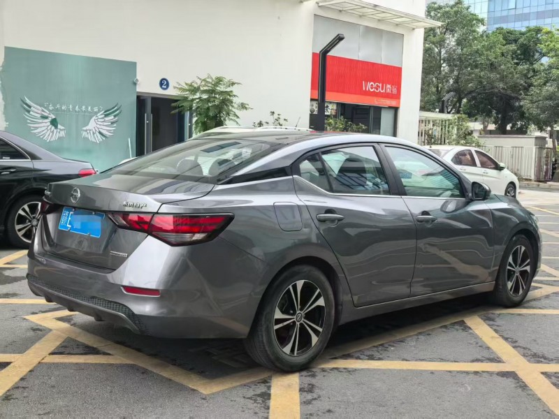 深圳20年日产轩逸7