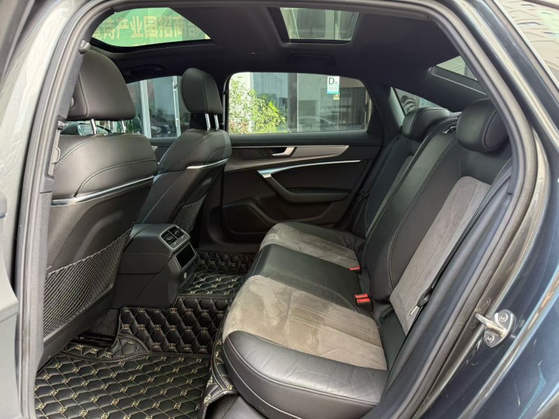 深圳21年奥迪A6L7