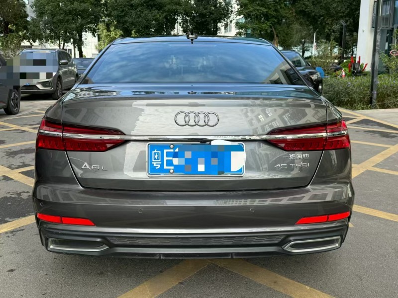 深圳21年奥迪A6L8