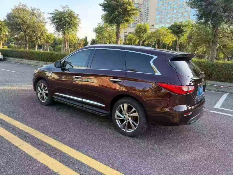 北海16年英菲尼迪QX608