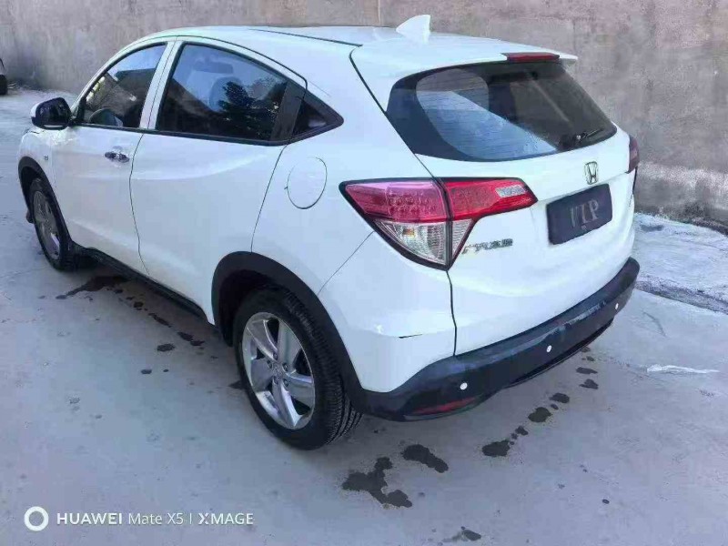 蚌埠21年本田缤智8