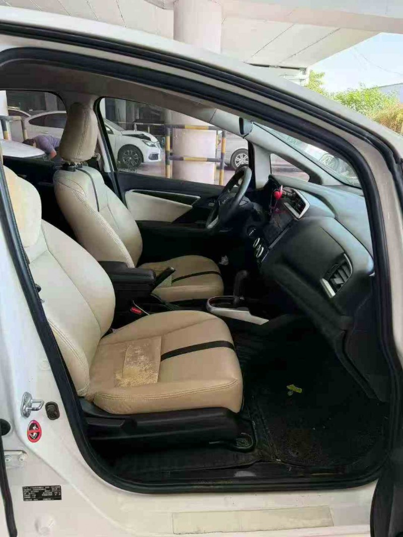 韶关15年本田飞度7