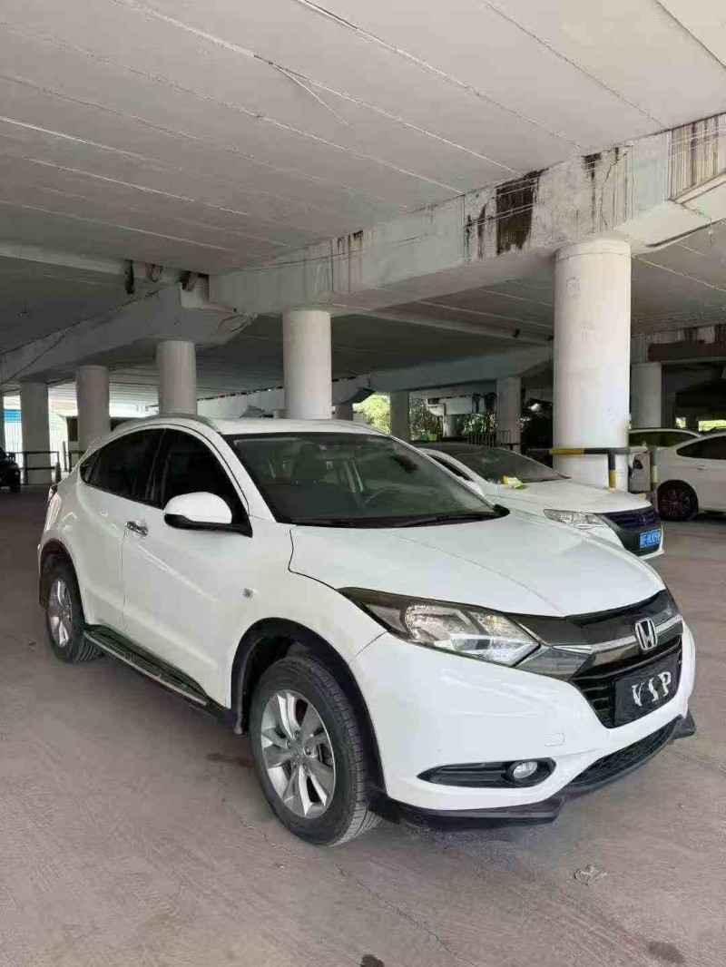 江门17年本田缤智2