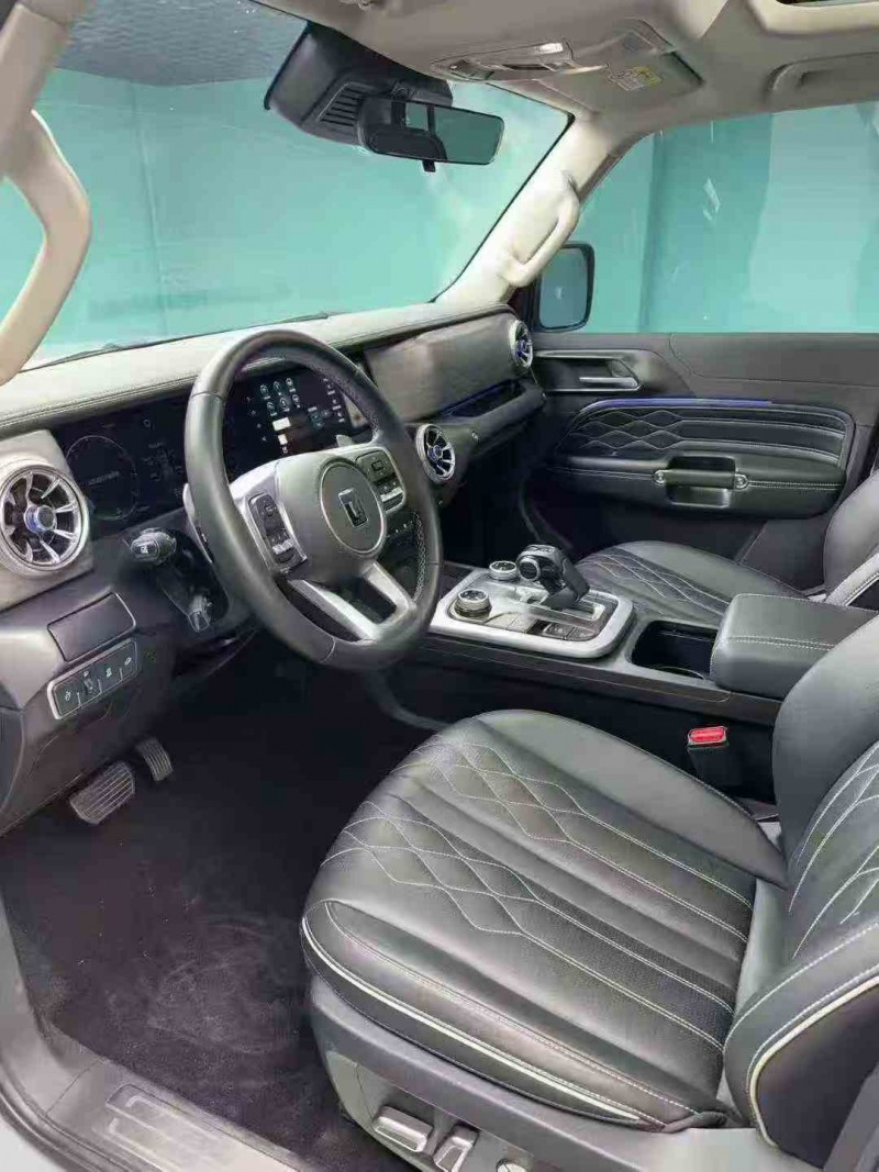 攀枝花23年长城汽车坦克4