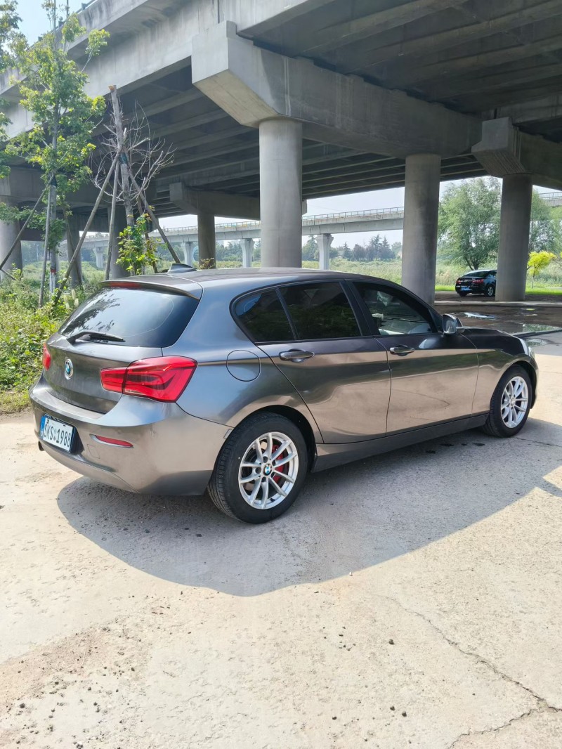 青岛19年宝马1系7