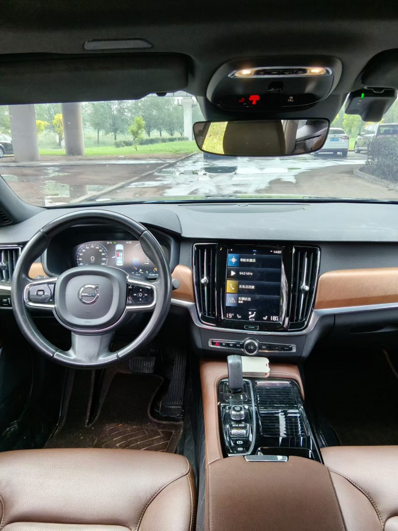 青岛21年沃尔沃S905