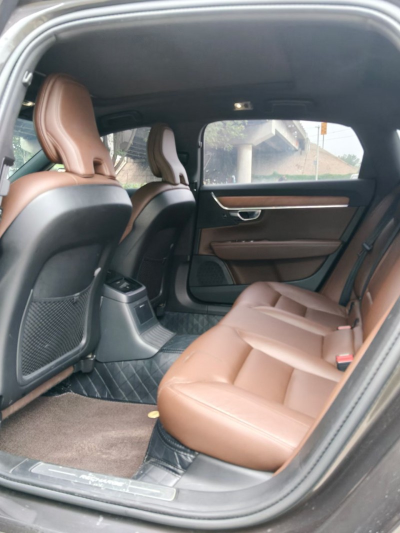 青岛21年沃尔沃S906