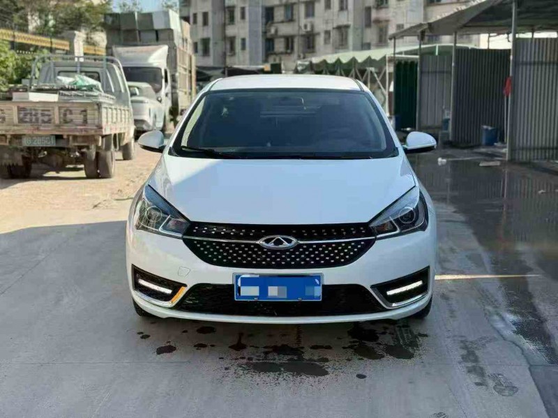 嘉兴23年奇瑞艾瑞泽1