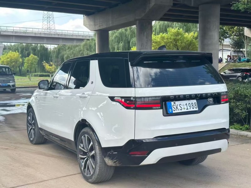 青岛21年路虎发现8