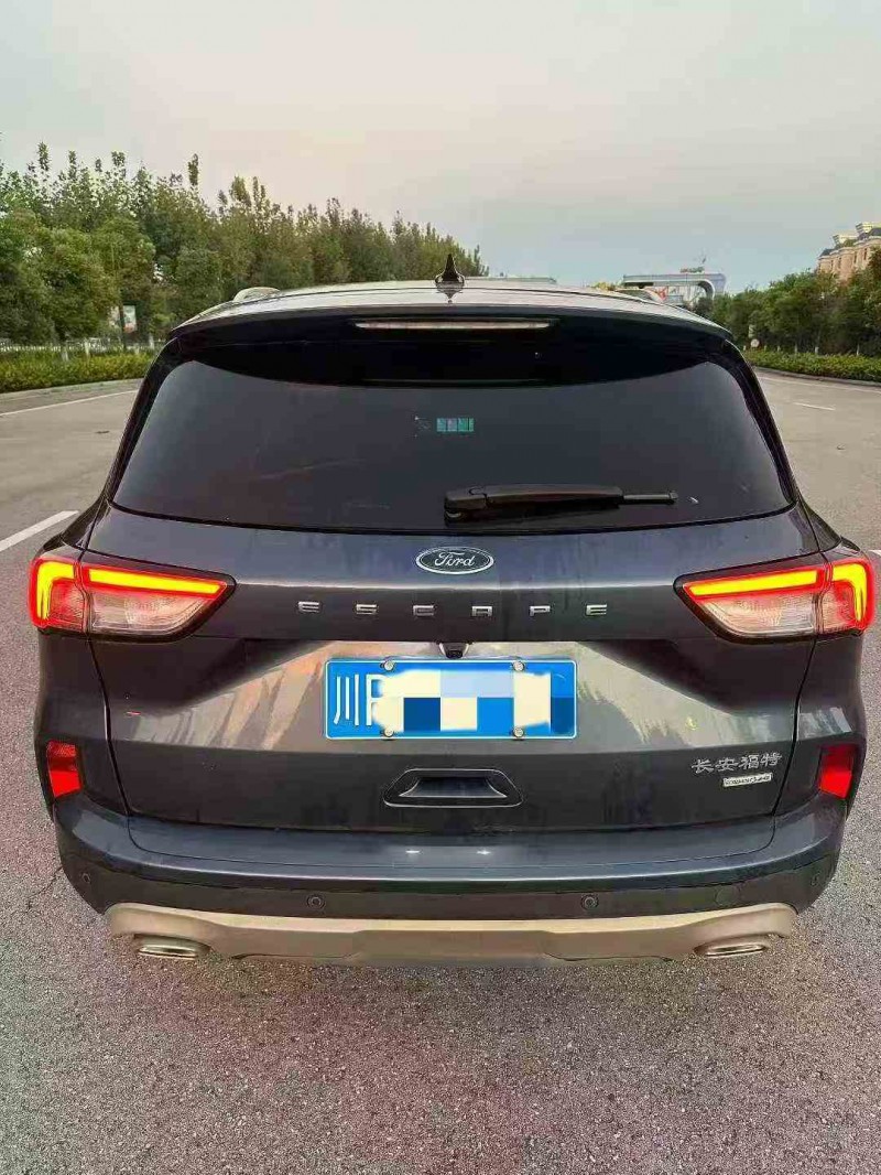 泸州23年福特锐际9