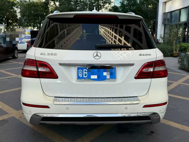 深圳12年奔驰ML8