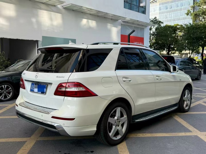 深圳12年奔驰ML9