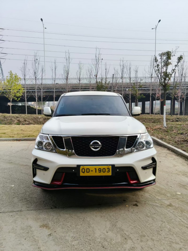 青岛18年日产途乐1